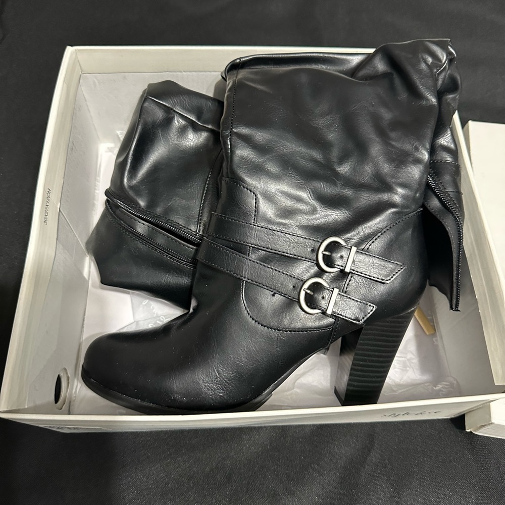Leather Runched Boots